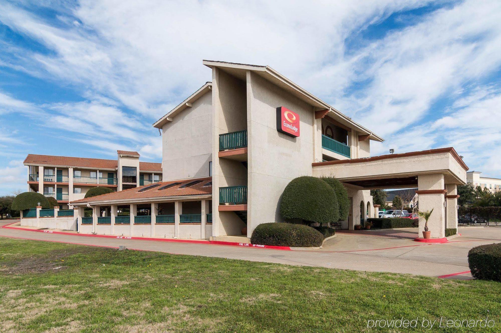 Econo Lodge Inn And Suites Άρλινγκτον Εξωτερικό φωτογραφία