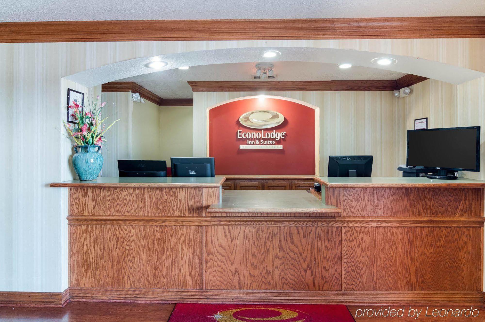 Econo Lodge Inn And Suites Άρλινγκτον Εξωτερικό φωτογραφία