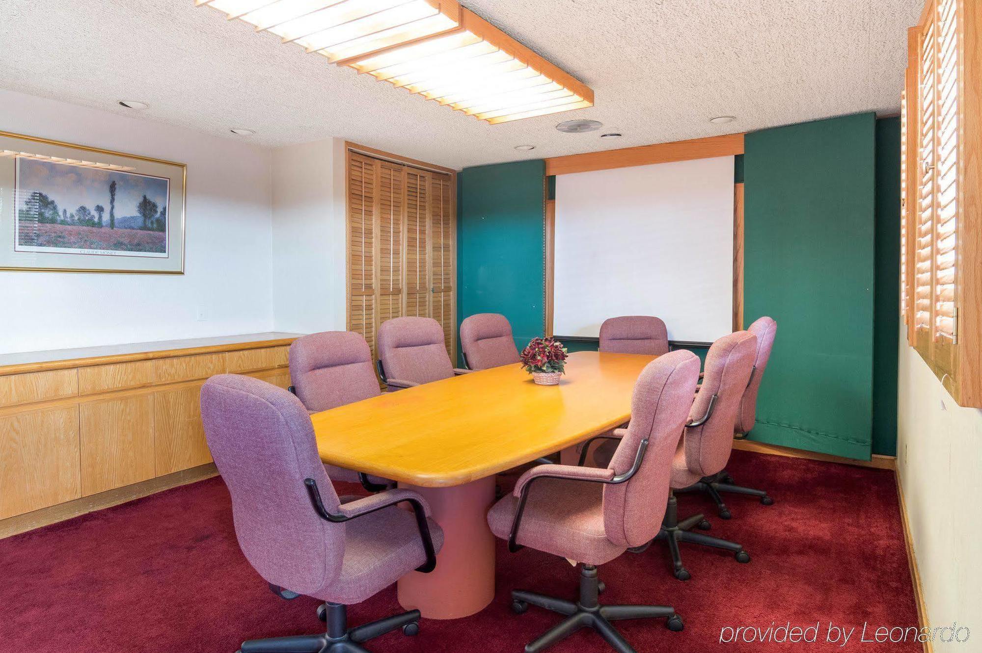 Econo Lodge Inn And Suites Άρλινγκτον Εξωτερικό φωτογραφία