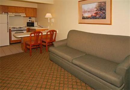Econo Lodge Inn And Suites Άρλινγκτον Δωμάτιο φωτογραφία